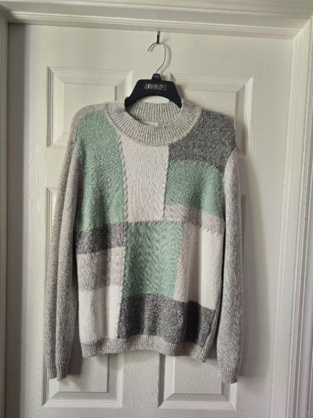 Alfred Dunner Colorblock Patchwork Crewneck Sweater Medium Mint Gray Ivory